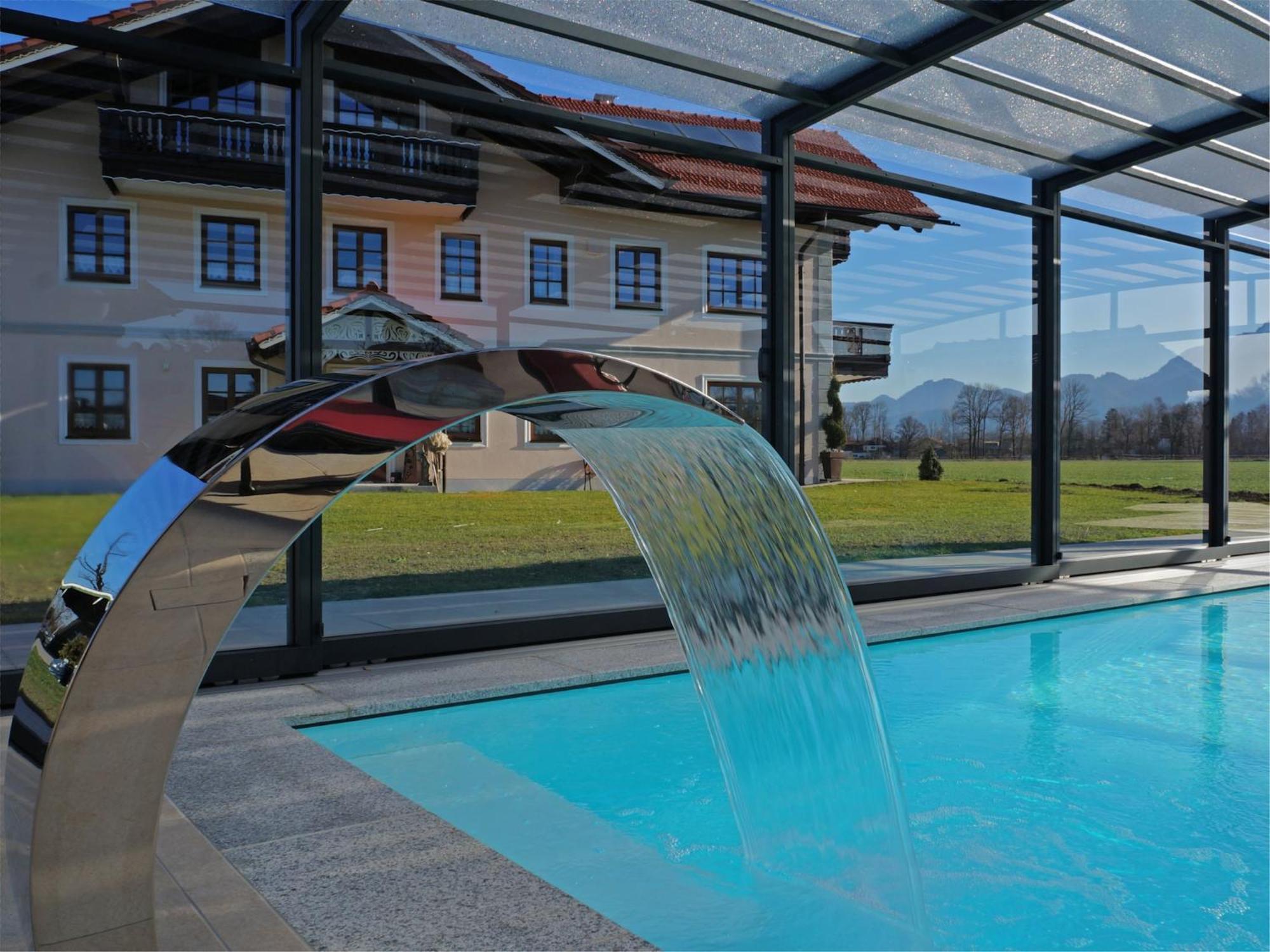 Alluring Holiday Home In Ubersee With Whirlpool Exterior foto